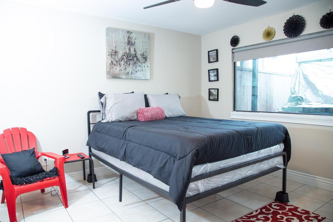 Cozy Studio In The Downtown/Montrose Area Apartamento Houston Exterior foto